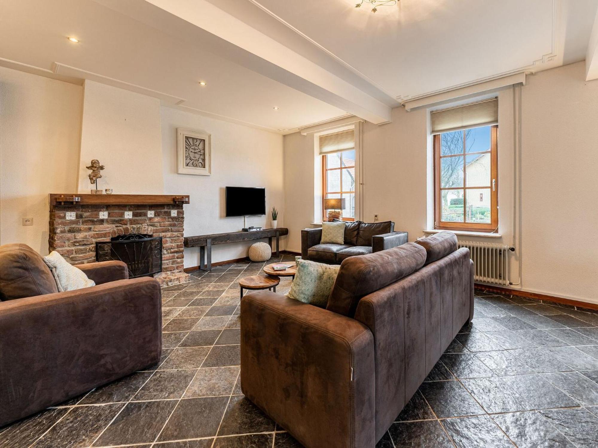 KlimmenAttractive Farmhouse In South Limburg With Terrace别墅 外观 照片